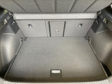 Cupra Formentor Crossover 1.5 TSI 150KM 2026 CUPRA Formentor 1.5 e-TSI DSG Suv 150KM 2026, zdjęcie 16