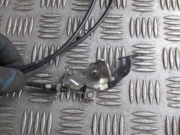 ТРОС РУЧКИ ЗАПРАВКИ ТОПЛИВА COROLLA VERSO II 04-08