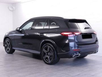 Mercedes GLC C254/X254 Coupe 2.0 200 204KM 2026 MERCEDES-BENZ GLC 200 4-Matic AMG Line Suv 204KM 2026, zdjęcie 3