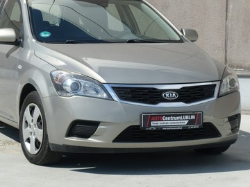 Kia Ceed I Hatchback 5d Facelifting 1.6 DOHC CVVT 126KM 2009 Kia Cee&#039;d 1.6 Ben.125KM/Telefon/Ks.Serwisowe, zdjęcie 2