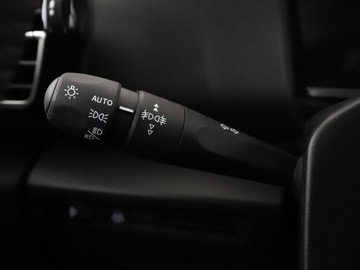 Citroen C4 III SUV 1.2 PureTech 130KM 2024 Citroen C4 full LED virtual cocpit kamera i, zdjęcie 32