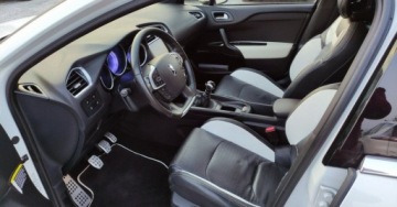 DS 4 I Hatchback (Citroen) 1.6 THP 200KM 2011 Citroen DS4 1.6i 200kM Led Navi Masaze Skory Tempomat Czujniki Blis GWARAN, zdjęcie 5