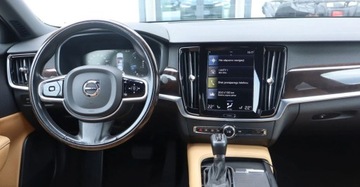Volvo S90 II Sedan 2.0 D5 235KM 2017 Volvo S90 D5 240KM AWD Momentum Salon POLSKA I Wlasciciel Serwis ASO Poles, zdjęcie 10