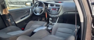 Kia Ceed II Kombi 1.6 CRDi 128KM 2013 Kia Ceed 1.6 128 KM bezwypadkowa zarejestrowana oryginalny przebieg 1.6, zdjęcie 14