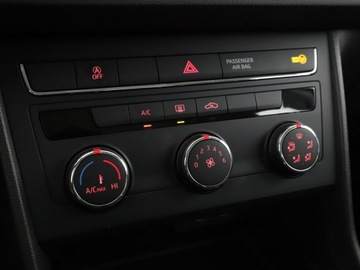Seat Leon III ST Facelifting 1.6 TDI 115KM 2019 Seat Leon DSG full LED klimatyzacja nawigacja, zdjęcie 25