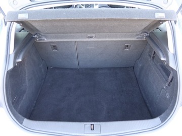 Opel Astra J Hatchback 5d 2.0 CDTI ECOTEC 160KM 2010 Opel Astra 2.0 CDTI, Klima, Tempomat, Parktronic, zdjęcie 13