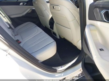 BMW X6 G06 2024 BMW X6 xDrive40i 2024 3.0 Benzyna 375KM, zdjęcie 12