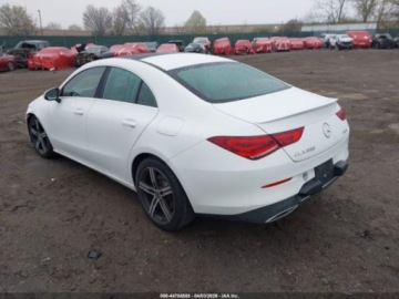 Mercedes CLA C118/X118 2020 Mercedes-Benz CLA MERCEDES-BENZ CLA 250 4MATIC 2.0 Benzyna 221KM, zdjęcie 4