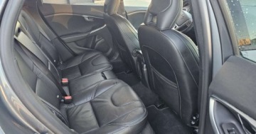 Volvo V40 II Hatchback Facelifting 2.0 D2 120KM 2017 Volvo V40 R-design 2.0 Diesel 120KM, zdjęcie 36