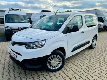 Toyota 2022 Toyota Proace City Verso / SALON PL / 5 OSÓB /, zdjęcie 2