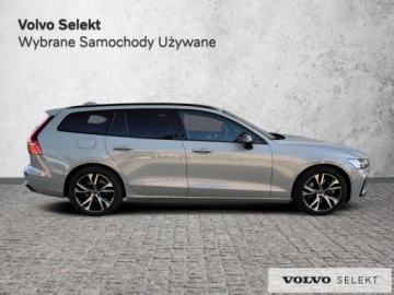 Volvo V60 II  Kombi Facelifting 2.0 B4 B 197KM 2025 Volvo V60 V60 B4 Benzyna, Plus Dark, Aktywny tempo, zdjęcie 4