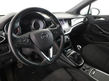 Opel Astra K Sports Tourer 1.4 Turbo 125KM 2016 Opel Astra Kamera, asystent pasa, multimedia,, zdjęcie 13
