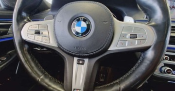 BMW Seria 7 G11-G12 Sedan Facelifting 3.0 740d 340KM 2021 BMW Seria 7 740d 340km X-drive M-pakiet Kamera 360stopni Dociagi drzwi 3.0, zdjęcie 25