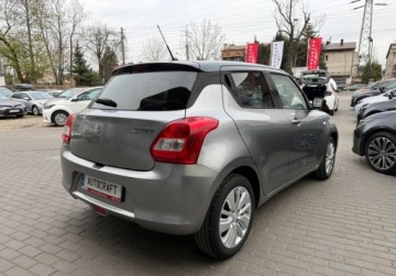 Suzuki Swift VI Hatchback 1.2 DualJet 90KM 2017 Suzuki Swift salon Polska, I wlasciciel, kamera cofania 1.2 Benzyna 90KM, zdjęcie 28