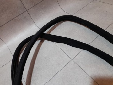 MERCEDES W221 ПРОКЛАДКА ДВЕРИ ПЕРЕДНЕЙ ЛЕВОЙ, НИЦЦА