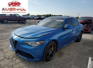 Alfa Romeo Giulia II Sedan 2.0 TBi 280KM 2018 Alfa Romeo Giulia Ti Q4 2018 2.0l 2.0 Benzyna 280KM