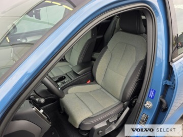 Volvo XC40 Crossover Facelifting 2.0 B4 197KM 2022 Volvo XC 40 Salon PL B4 197KM Aut. Google Kamera C, zdjęcie 12