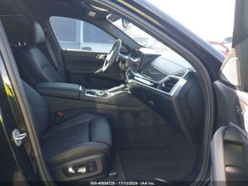 BMW X6 G06 2024 BMW X6 2024, 4.4L, 4x4, M60I 4.4 Benzyna 523KM, zdjęcie 8