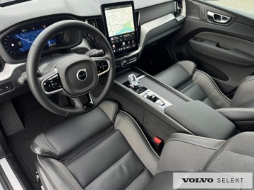 Volvo XC60 II Crossover Plug-In Facelifting 2.0 T8 455KM 2025 Volvo XC 60 FV23% SalonPL T8 Plug-In Ultra Black E, zdjęcie 10