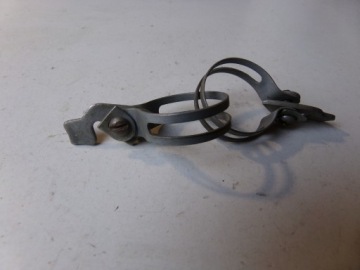 ЗАЖИМЫ ДЛЯ НАСОСА ЗЗР - ЯГУАР/УРАГАН - КРЮКИ