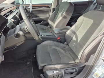 Volkswagen Arteon Fastback Facelifting 2.0 TDI 200KM 2023 Volkswagen Arteon Faktura23 ACC DCC Navi Kessy Podgrz.Fotele tylprzod Masa, zdjęcie 10