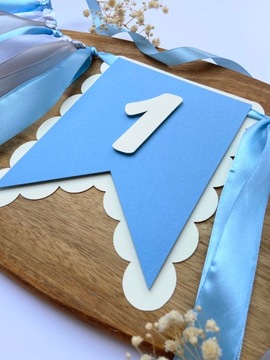 Proporczyk baner na krzesełko girlanda z cyfrą - niebieski, błękitny