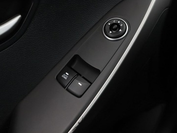 Hyundai i30 II Hatchback 5d 1.4 MPI 100KM 2015 Hyundai i30 LIFT 1.4i 6MT Benzyna Klimatyzacja, zdjęcie 28