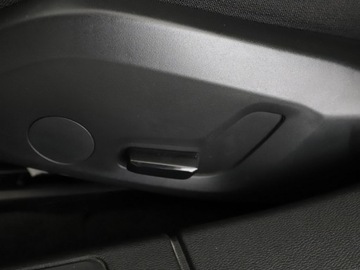 Volvo V60 II  Kombi 2.0 D3 150KM 2019 Volvo V60 GRATIS! Pakiet Serwisowy o wartości, zdjęcie 34