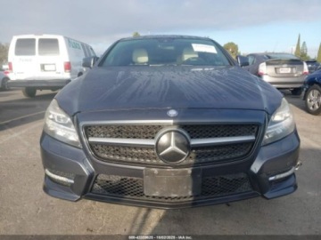 Mercedes CLS W218 2012 Mercedes-Benz CLS 550 2012 4.6l 4.6 Benzyna 402KM, zdjęcie 7