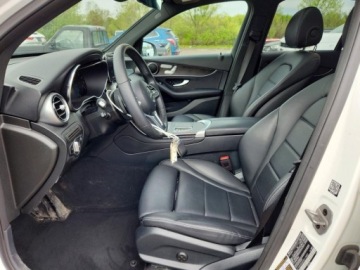 Mercedes GLC C254/X254 2022 Mercedes-Benz GLC 300 4Matic 2022 2.0 Benzyna 248KM, zdjęcie 7