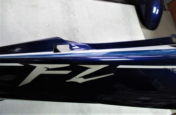 ЗАДНЯЯ ПЛАСТИКОВАЯ КОНЦОВКА YAMAHA FZ 1000 FAZER FZS