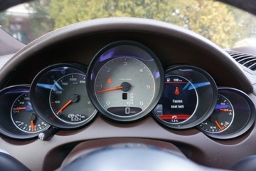 Porsche Cayenne II SUV Facelifting 4.2 D 385KM 2016 Porsche Cayenne Salon PL 4.2 V8 Panorama Tempomat Asyst. park z kamera, zdjęcie 16