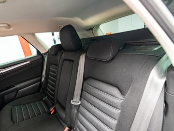 Ford Mondeo V Kombi 2.0 TDCi 150KM 2016 FORD Mondeo 2.0 TDCi Trend Combi 150KM 2016, zdjęcie 21