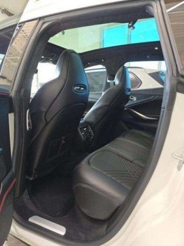 Aston Martin DBX 2021 Aston Martin DBX 2021. 4.0 Benzyna 542KM, zdjęcie 15