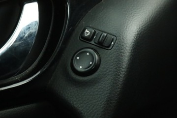 Nissan Qashqai II Crossover 1.2 DIG-T 115KM 2015 Nissan Qashqai 1.2 DIG-T, Salon Polska, zdjęcie 16