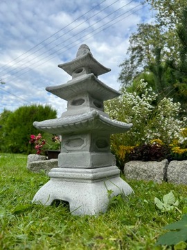 БЕТОННАЯ САДОВАЯ ФИГУРКА - ЯПОНСКАЯ ПАГОДА НА ОСНОВАНИИ