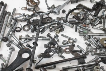 КОМПЛЕКТ БОЛТОВ ДВИГАТЕЛЯ HONDA VT 600 SHADOW PC21