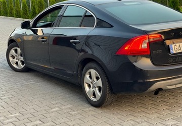 Volvo S60 II Sedan 2.0 D3 163KM 2010 Volvo S60 2.0 Diesel 163 Km D4 Momentum 2.0 Diesel 163KM, zdjęcie 6