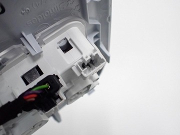 LAMPA INTERIÉR KABINY ORIGINÁLNÍ OPEL CORSA F 21R