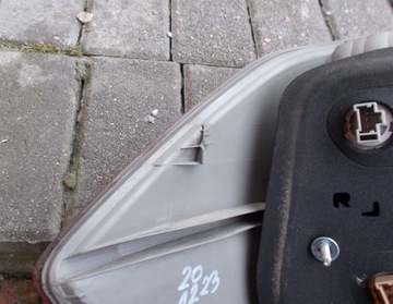 HONDA FR-V PRAVÁ ZADNÍ SVĚTLO ORIGINÁLNÍ