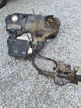 AUDI A4 B7 NÁDRŽ PALIVA ČERPADLO 3,0 TDI QUATTRO!!!