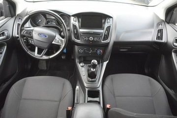 Ford Focus III Kombi Facelifting 1.0 EcoBoost 125KM 2016 Ford Focus 1.0 nawi grzana szyba doinwestowany, zdjęcie 11