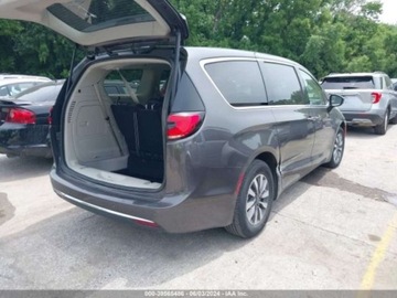 Chrysler Pacifica II 2023 Chrysler Pacifica Hybrid Touring L, 2023r., 3.6L 3.6 Hybryda Plug-in 260KM, zdjęcie 4