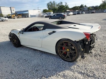 Ferrari 2017 Ferrari 488 Spider 2017 3.9l 3.9 Benzyna 660KM, zdjęcie 1