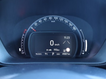 Toyota Aygo X 1.1 VVT-i 72KM 2022 Toyota Aygo X 1.0, Salon Polska, 1. Właściciel, zdjęcie 10