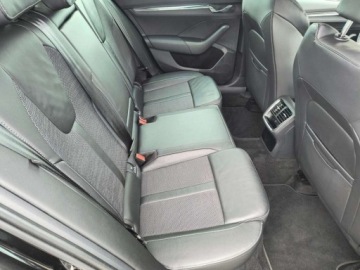 Skoda Octavia IV Kombi Plug-in 1.4 TSI iV Plug-In Hybrid 204KM 2022 Skoda Octavia serwis ASO 1.4hybr. 204KM bezwypadkowy MatrixLED SmartLink h, zdjęcie 12