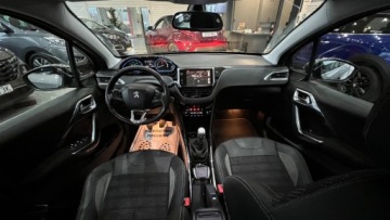 Peugeot 3008 I Crossover 1.6 HDi FAP 115KM 2013 Peugeot 3008 Panorama dach Nawigacja 1.6 Diesel 115KM, zdjęcie 10