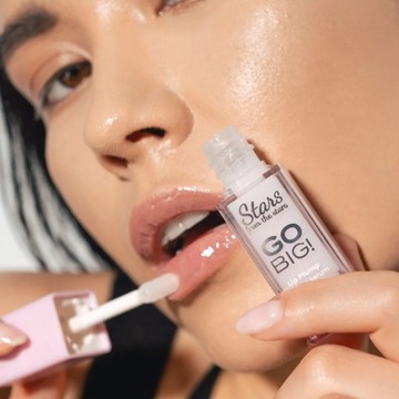 Звезды со звезд становятся БОЛЬШИМИ! SOFT PINK блеск для губ, увеличивающий губы