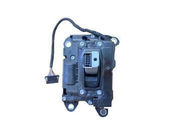 AUDI A4 A5 8W B9 VOLIČ PÁKY ŘAZENÍ 8W1713041K