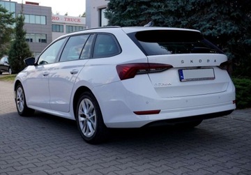 Skoda Octavia IV Kombi 1.0 TSI 110KM 2020 Skoda Octavia CarPlayAA, kamera, isofix, salon PL, LaneAssist, klima 2stre, zdjęcie 5
